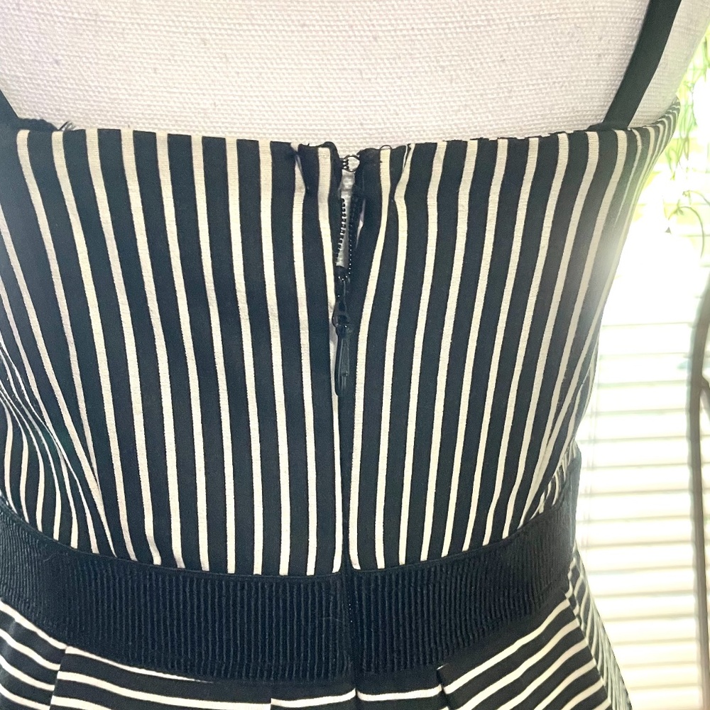 Women's dress size S - NEW ITEM - Picture 11 of 12